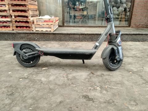 Skuter Ninebot F3 — Bakı