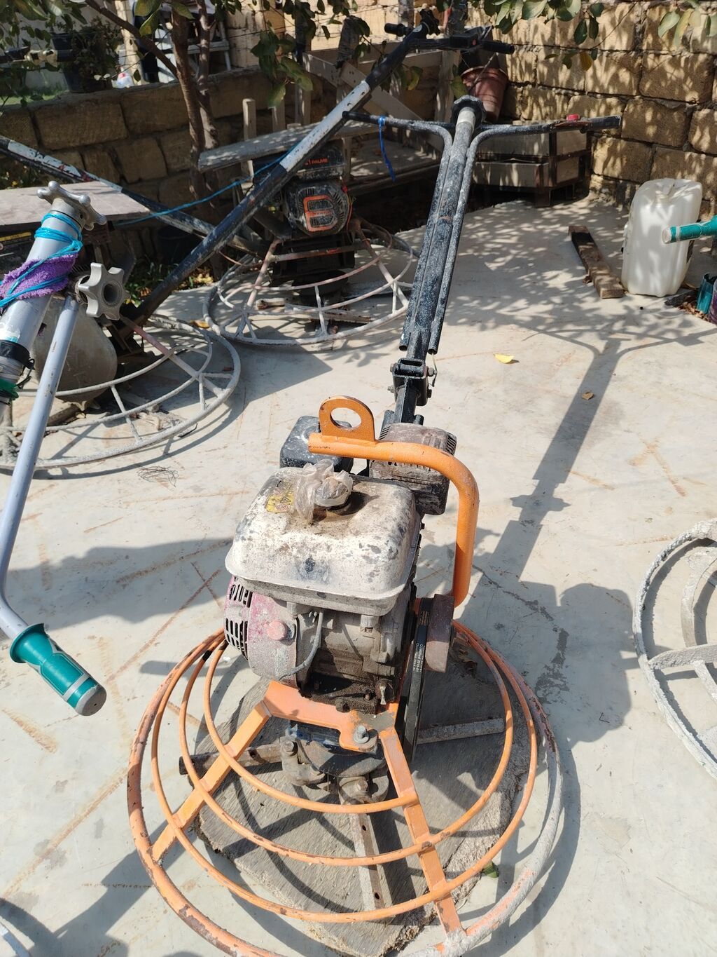 Beton səthini hamarlamaq üçün benzinli mala (power trowel) - Tətbiq — Alətlər, Masazır (2)