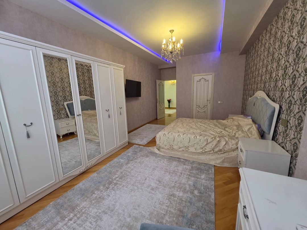 3-otaqlı yeni tikili kirayə verilir, Elmlər Akademiyası m., 140 m² — Mənzil, Bakı (9)