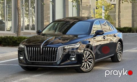 Hongqi H5, 1.5 L, 1.3 kWh, 2025 il, 48 000 km