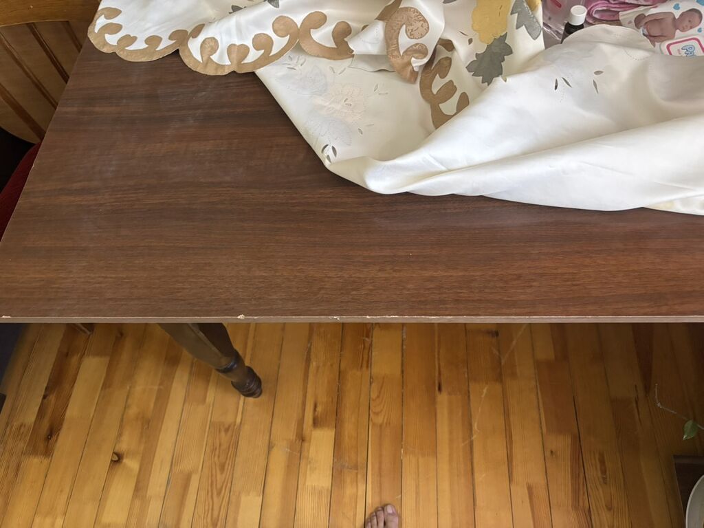 Ağac masa - Material: tam ağac konstruksiya, üst hissə tünd qəhvəyi — Masalar, Bakı (2)