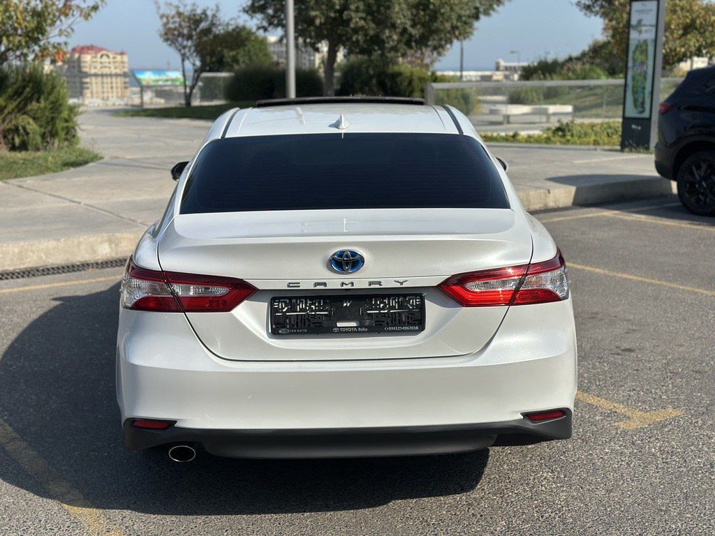 Toyota Camry, 2.5 L, 1.6 kWh, 2023 il, 49 000 km — Avtomobillər, Bakı (4)