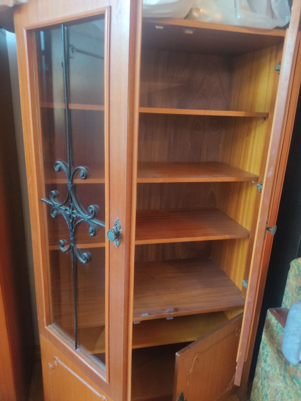Iki skaf iki adresal iki kreslo bir jurnalni hamsi birge satilir — Mebel, Digah (6)