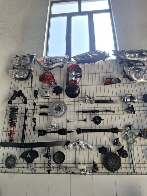 Mitsubishi io ehtiyat hissələri — Bakı