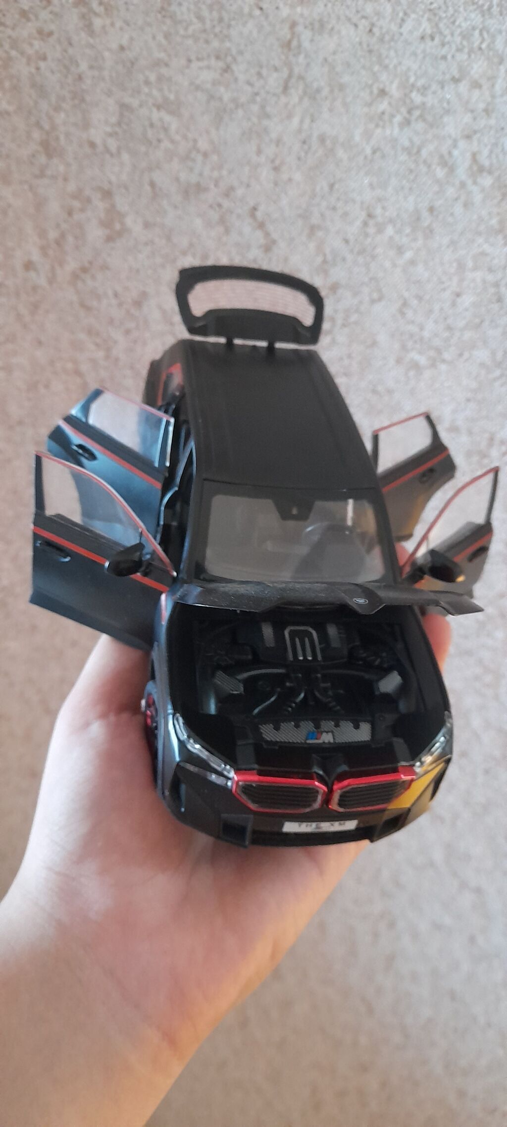 Bmw XM 1:24 Ölçü Label Model təzədir Hər yeri açılır səsləri işıqları — Mallar, Bakı (5)
