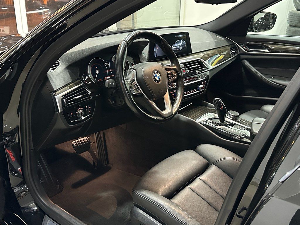 BMW 530, 2.0 L, 2018 il, 96 000 km — Avtomobillər, Bakı (9)