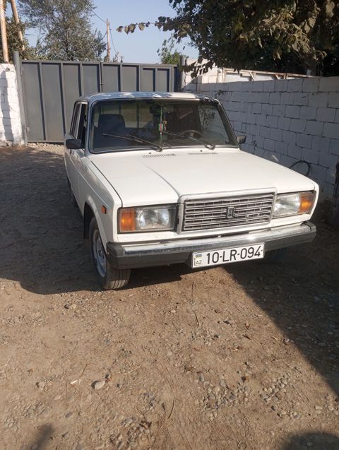 VAZ (Lada) 2107: 1.6 l 2003 il 26974 km Sedan — Masallı