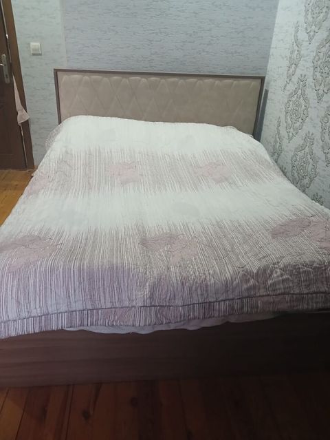 Yataq otağı çarpayı,dola tek çarpayı 170 azndi matrasda üstündedir — Bakı