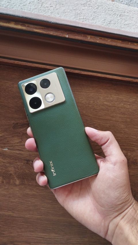 Infinix Note 40 Pro+ Vintage Green 256GB/12GB — Bərdə