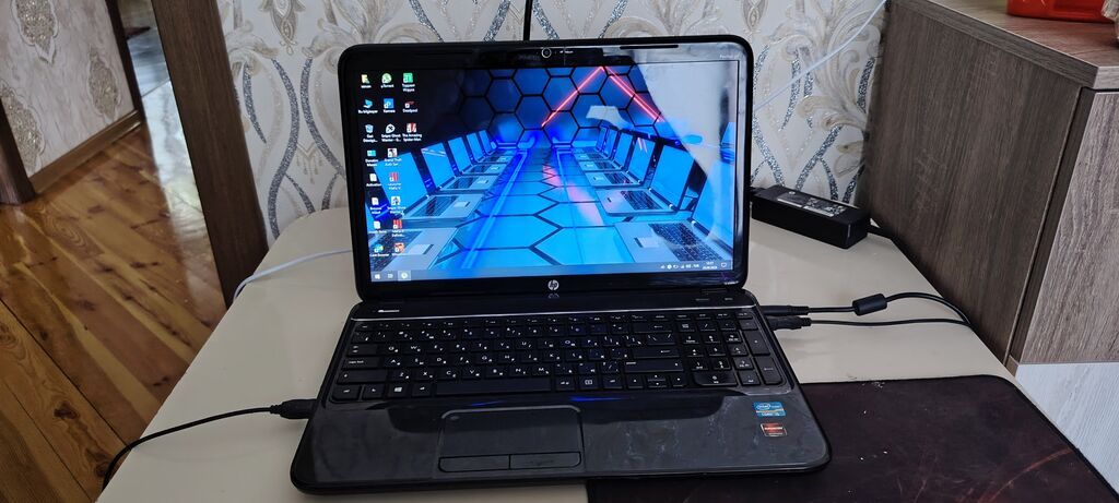 HP Pavilion g6 noutbuku - Ekran: 15.6" HD, parlaq panel - Prosessor — HP, Tərtər (2)