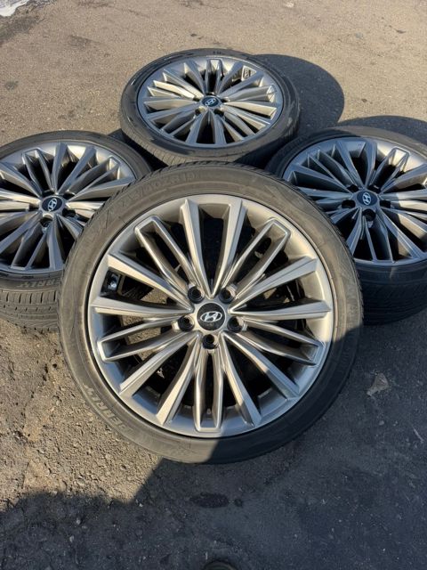 Hyundai Grandeur təkərləri R19 — Bakı