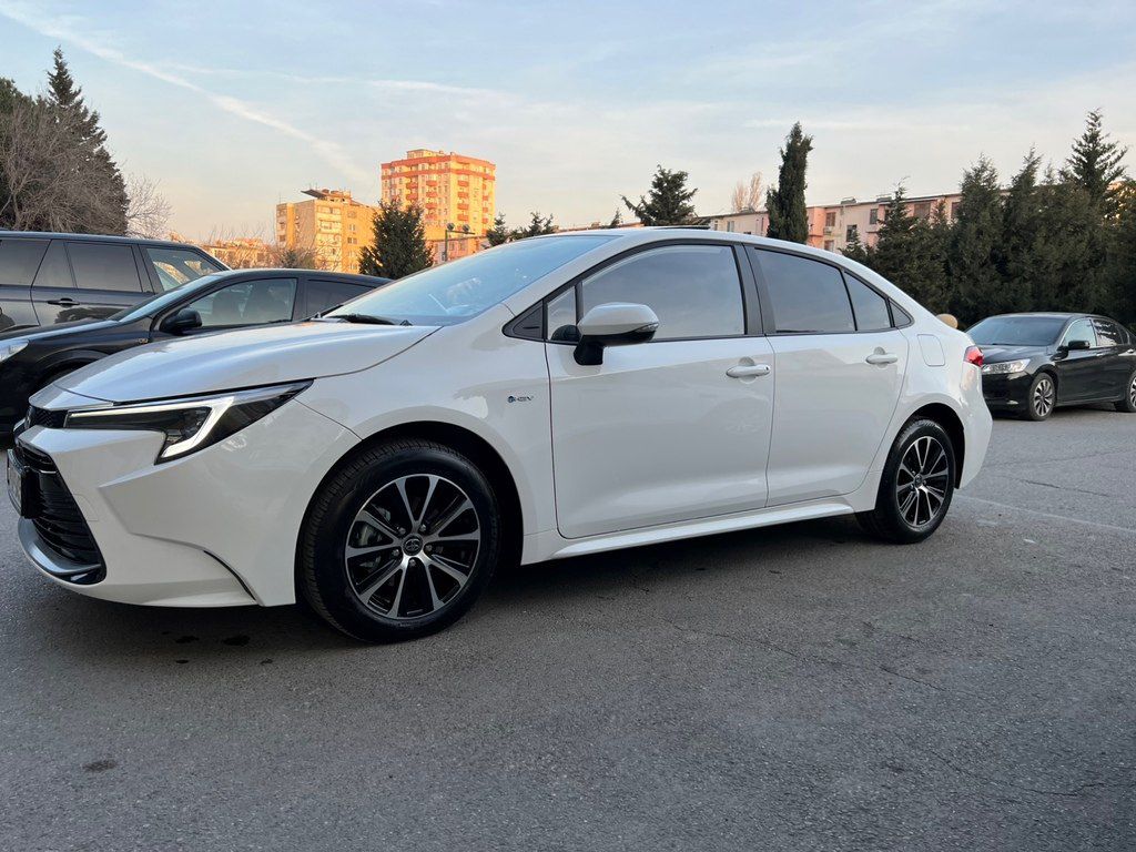 Toyota Corolla, 1.8 L, 0.85 kWh, 2024 il, 36 500 km — Avtomobillər, Bakı (4)