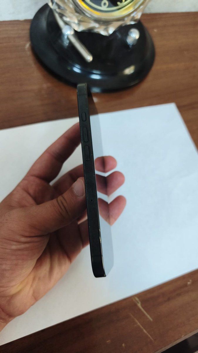Apple iPhone 16 Pro Black Titanium 128GB/8GB — Smartfonlar, Bakı (3)