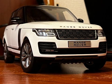 Land Rover, Range Rover SVA 1:18 modeli — Bakı