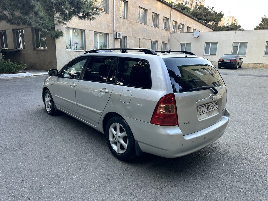 Toyota Corolla, 1.4 L, 2005 il, 381 211 km — Avtomobillər, Bakı (8)