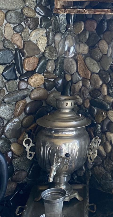 Samovar 3 litirlikdi hec isdenmiyibdi cox qedimidi qalinlardadi — Gəncə