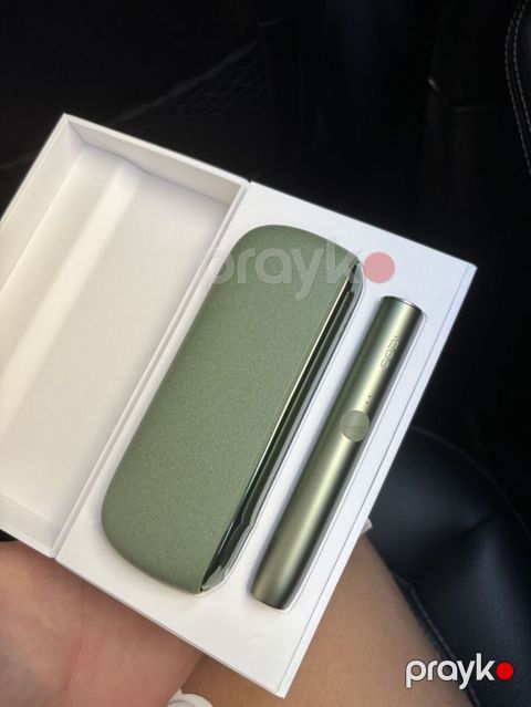 Iqos cihaz dəsti – yaşıl rəng Məhsulun tərkibi: - Portativ şarj — Bakı
