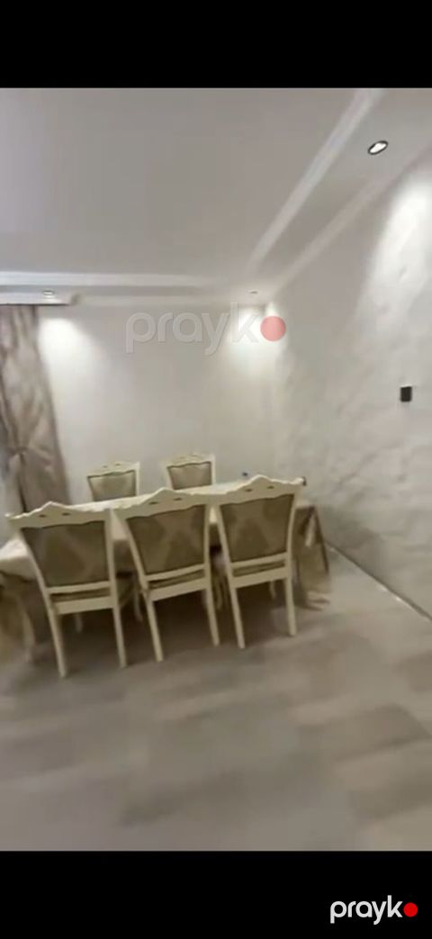 Qonaq otağı üçün, Yeni, 8 stul