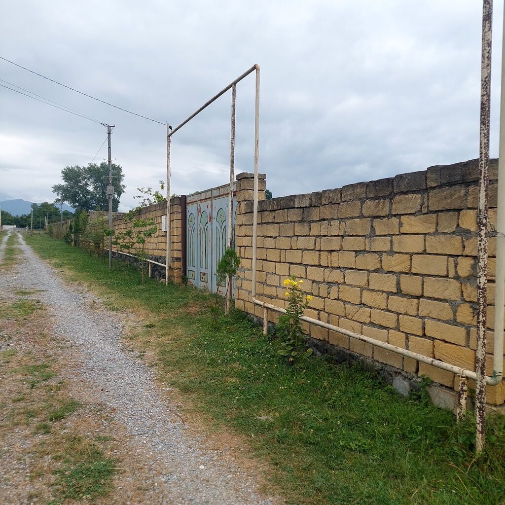 Oğuz rayonunun Şirvanlı kəndində rayon mərkəzindən 10 km,Xalxal — Torpaq, Bakı (8)