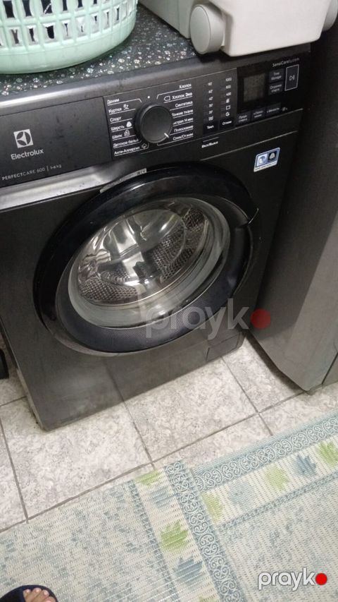 Electrolux 6kq Paltaryuyan. 250man. Yaxsi veziyyetdedi.Tam