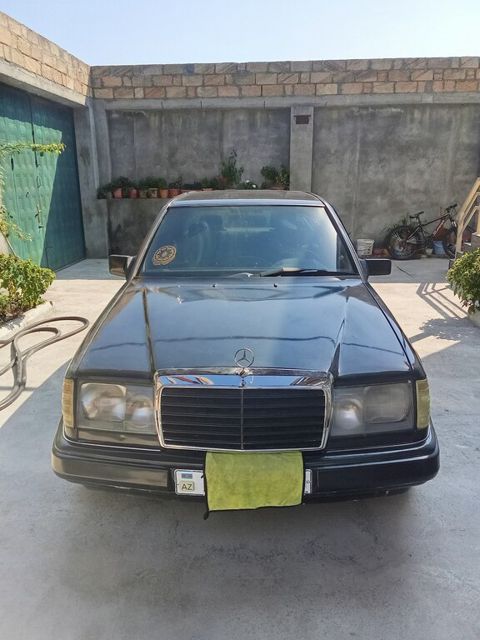 Mercedes 220 E, 2.2 L, 1991 il, 465 000 km — Şəki