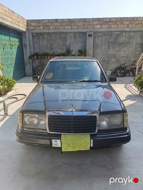 Mercedes 220 E, 2.2 L, 1991 il, 465 000 km