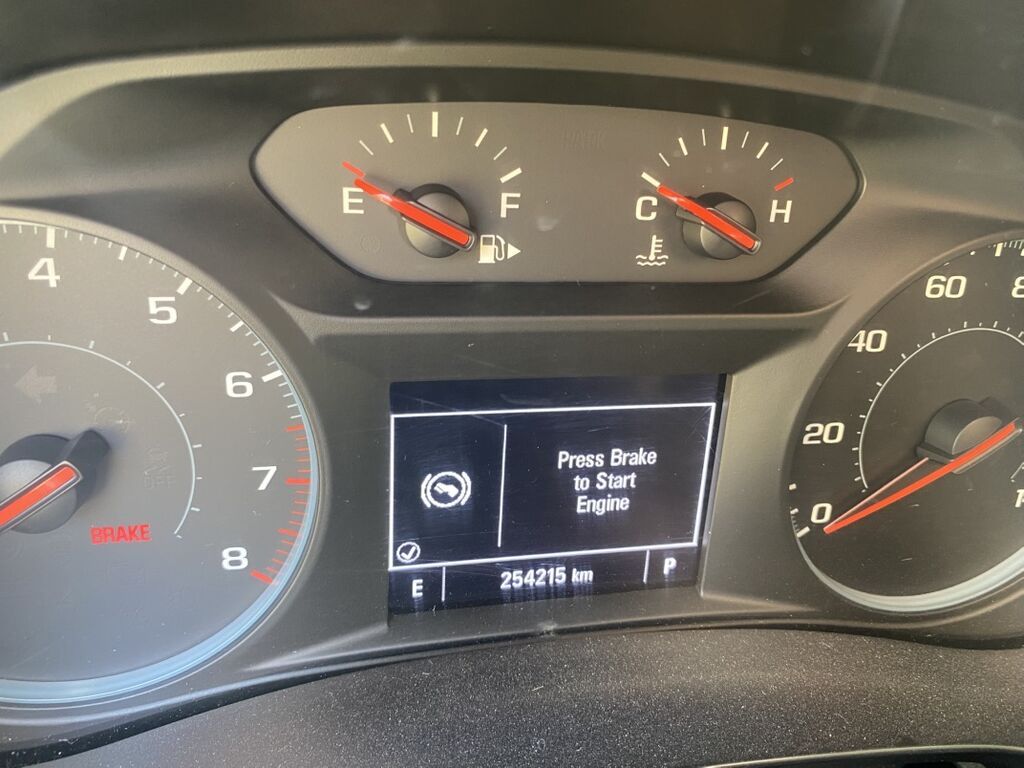 Chevrolet Malibu sedan – ağ rəng, zərif və dinamik dizayn — Avto, Bakı (10)