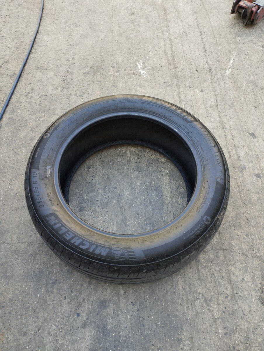 Michelin şinləri 235/55 R19 — Ehtiyat hissələri və aksesuarlar, Sumqayıt