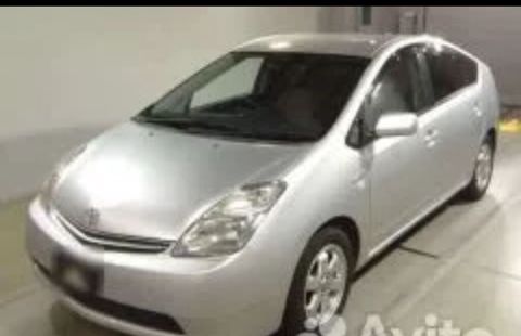 Salam, yaşım 49, şofer stajim2014ilden, taksiye tayota prius axtarıram — Xaçmaz
