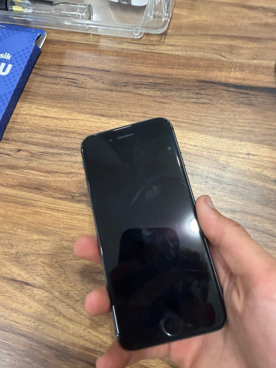 Apple iPhone 8 Space Gray 64GB — Smartfonlar, Bakı (2)