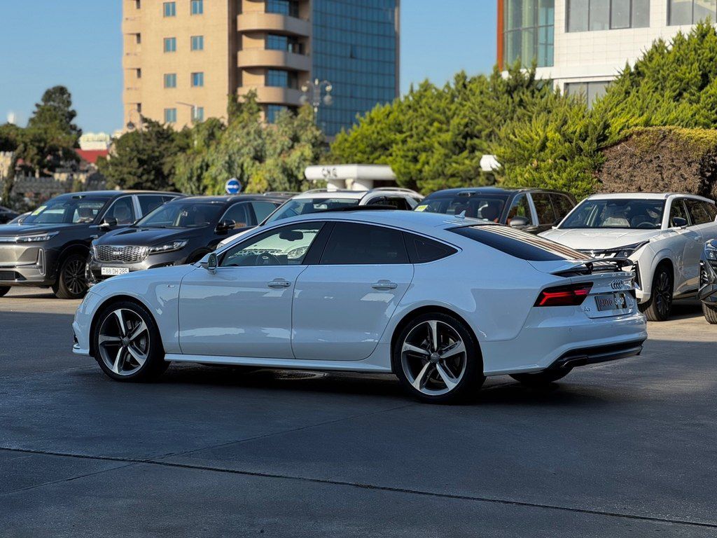 Audi A7, 3.0 L, 2016 il, 134 000 km — Avtomobillər, Bakı (8)