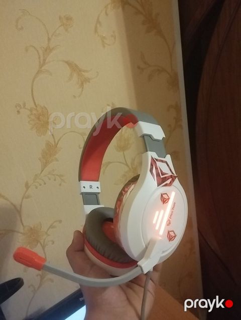 Oyun qulaqciq problemsiz isiqlidir mikrafonuda var herseyi islek super