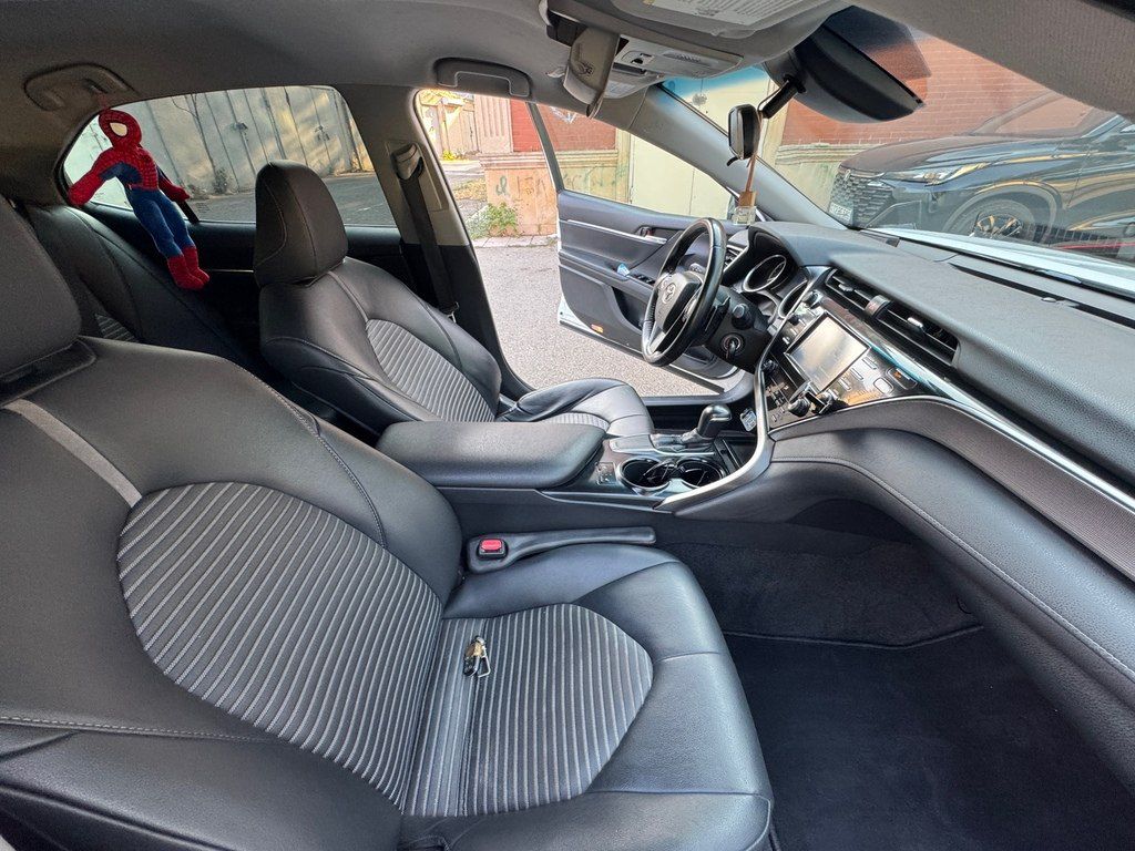 Toyota Camry, 2.5 L, 2017 il, 164 000 km — Avtomobillər, Bakı (8)