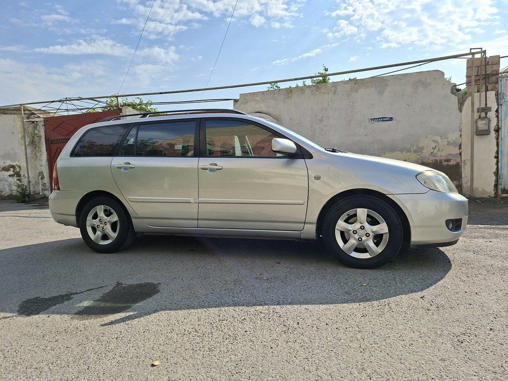 Toyota Corolla, 1.4 L, 2006 il, 332 000 km — Avtomobillər, Bakı (4)