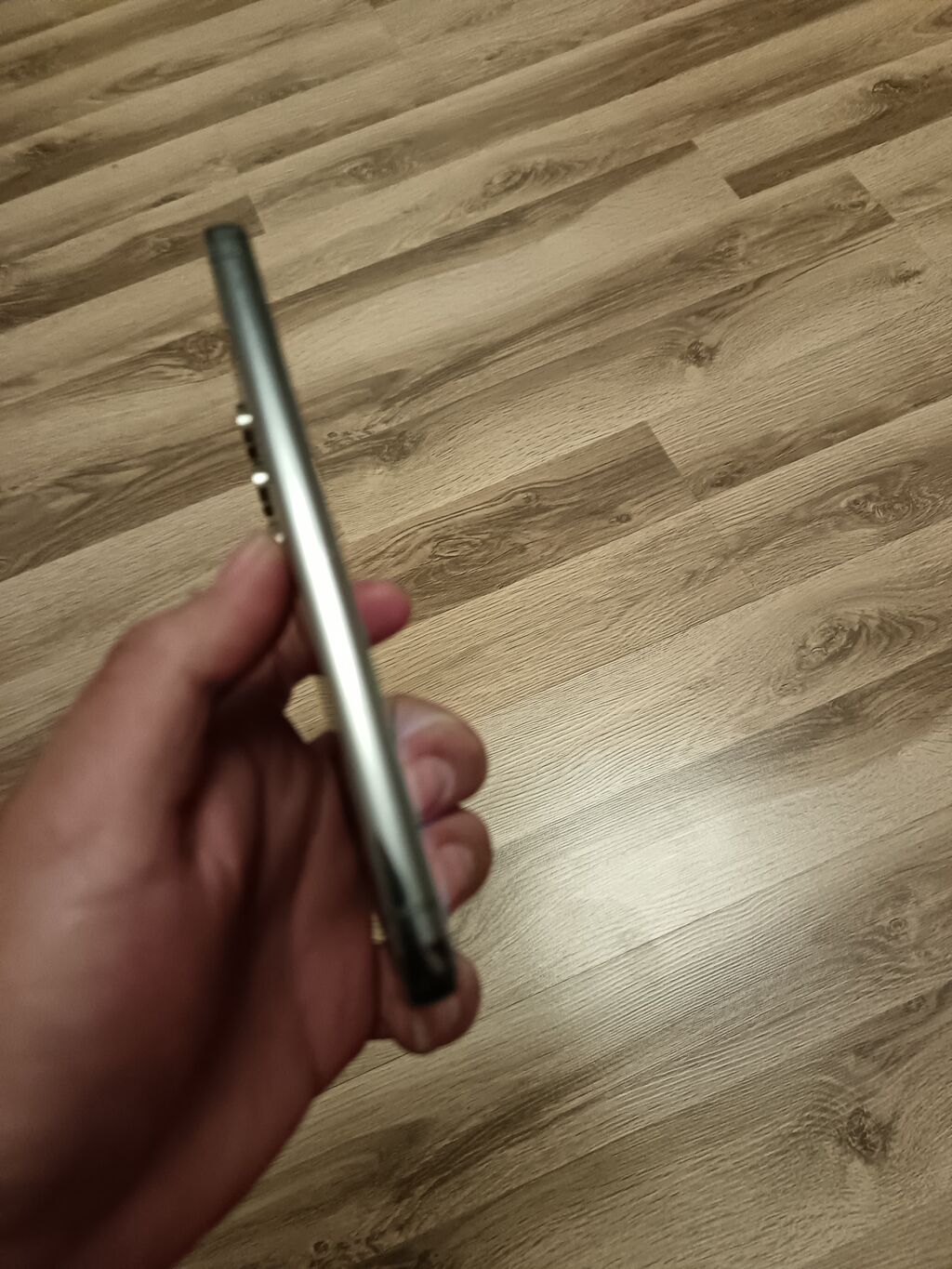 Samsung Galaxy S23, rəng - Yaşıl, Simsiz şarj — Samsung, Bakı (8)