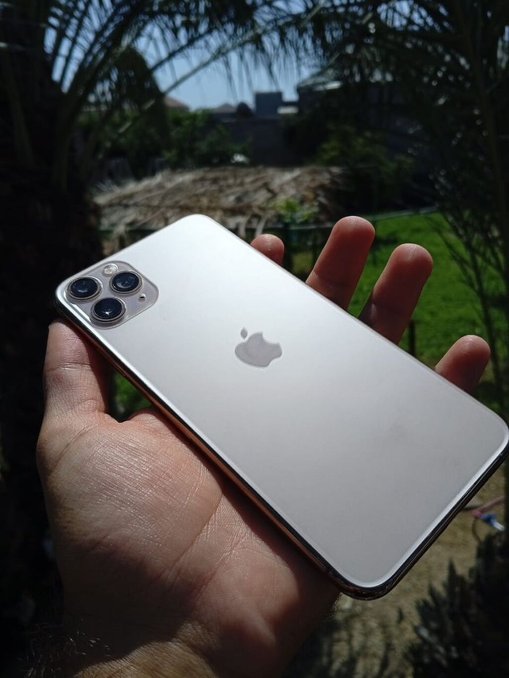IPhone 11 Pro Max, Qızılı, Simsiz şarj — Apple iPhone, Digah