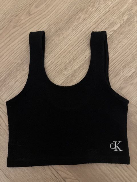 Calvin Klein Jeans (original) qadın topu - Brend: Calvin Klein Jeans — Bakı
