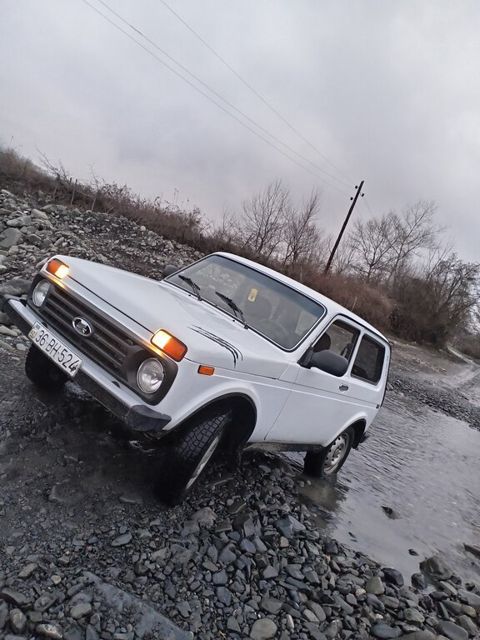 Lada (VAZ) Niva, 1.7 L, 1999 il, 300 000 km — Qəbələ