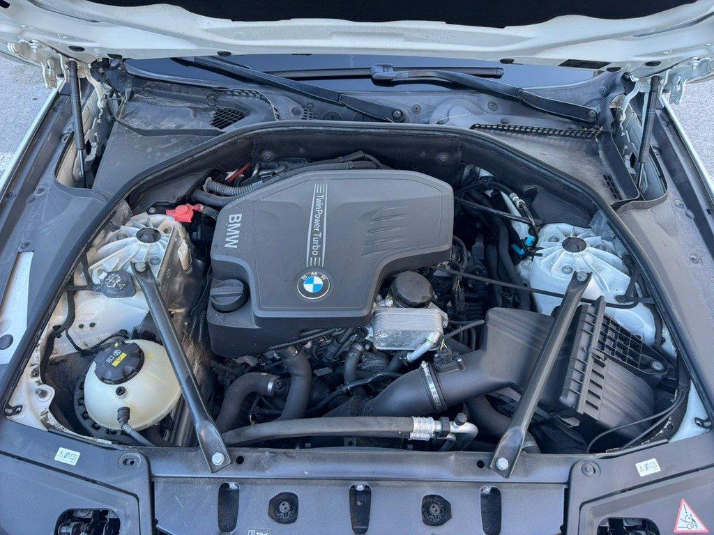 BMW 528, 2.0 L, 2016 il, 131 966 km — Avtomobillər, Bakı (5)