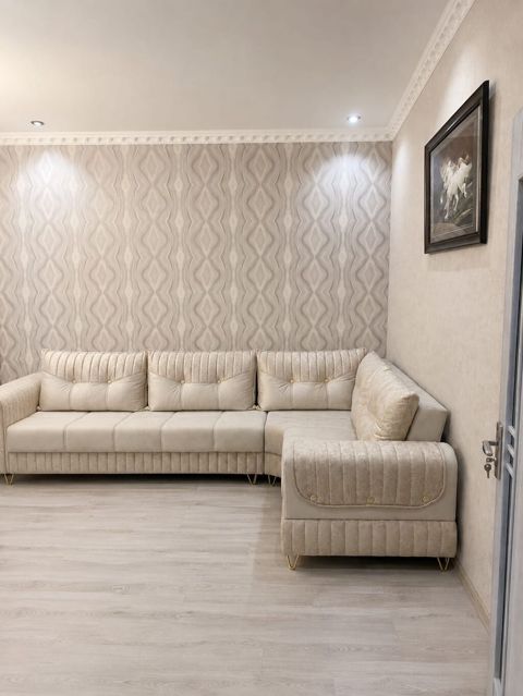 Uqlavoy divan. 550azn. acilir bazalidir. Seliqeli istifade edilib — Bakı