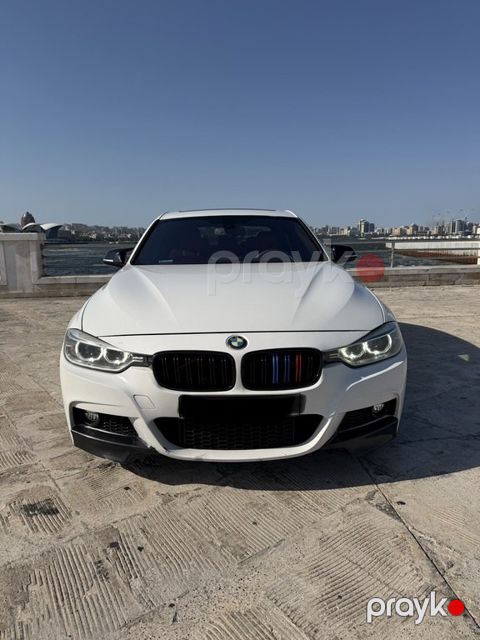BMW 320, 2.0 L, 2014 il, 230 000 km