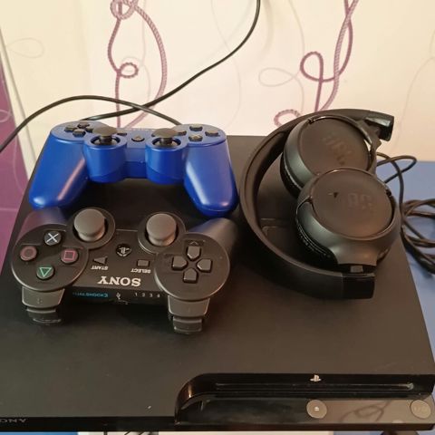 PlayStation 3 Slim oyun konsolu paketi - PS3 Slim konsol - 2 ədəd — Gəncə