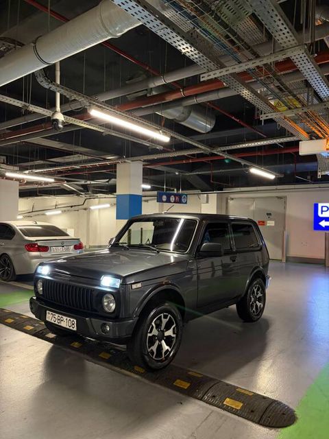Lada (VAZ) Niva, 1.7 L, 2021 il, 65 500 km — Bakı