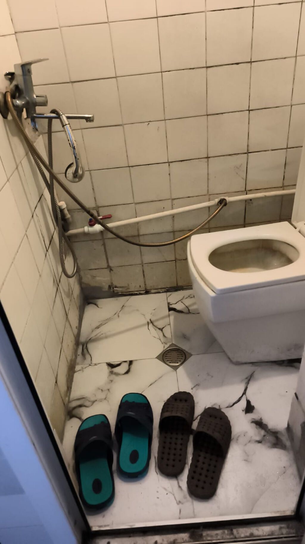 28 may metro 2 ci çıxışa 1 dəyqəlik məsafə, xarici dillər və neft — Daşınmaz əmlak, Bakı (7)