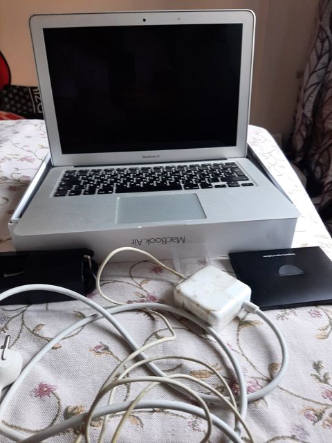 Macbook Air 2017 8GB/256GB — Bakı