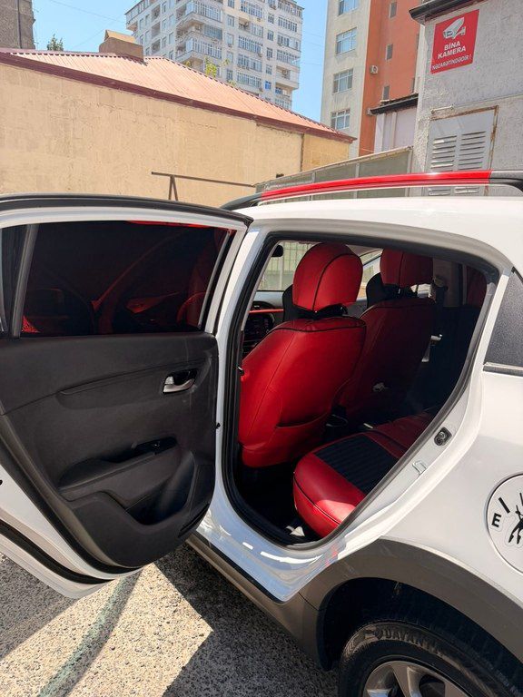 Kia Rio X-Line, 1.6 L, 2021 il, 111 000 km — Avtomobillər, Bakı (4)