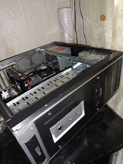 Salam işlək Kamputerdi 4GB DDR3 Ram 2 ədəd 2GB Ramdı opşi 4GB PC — Bakı