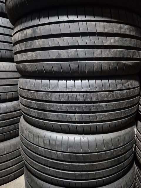 Dunlop şinləri 275/40 R20 — Bakı