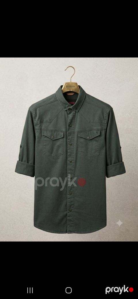 Kişi köynəyi – tünd yaşıl rəng, düyməli model. - Material: sıx