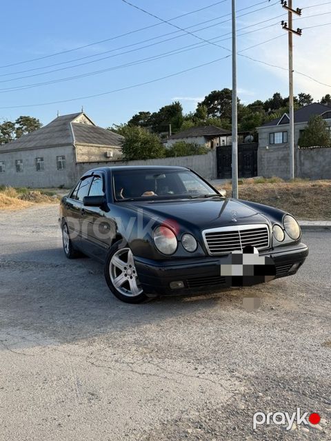 Mercedes E 240, 2.4 L, 1998 il, 294 671 km